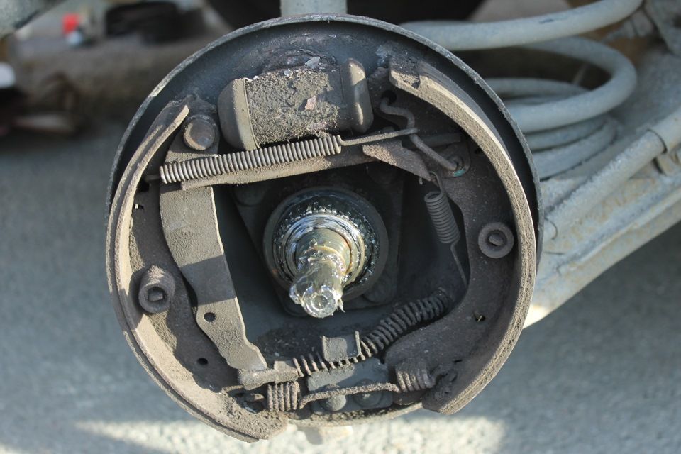 Замена тормозного цилиндра в Минске